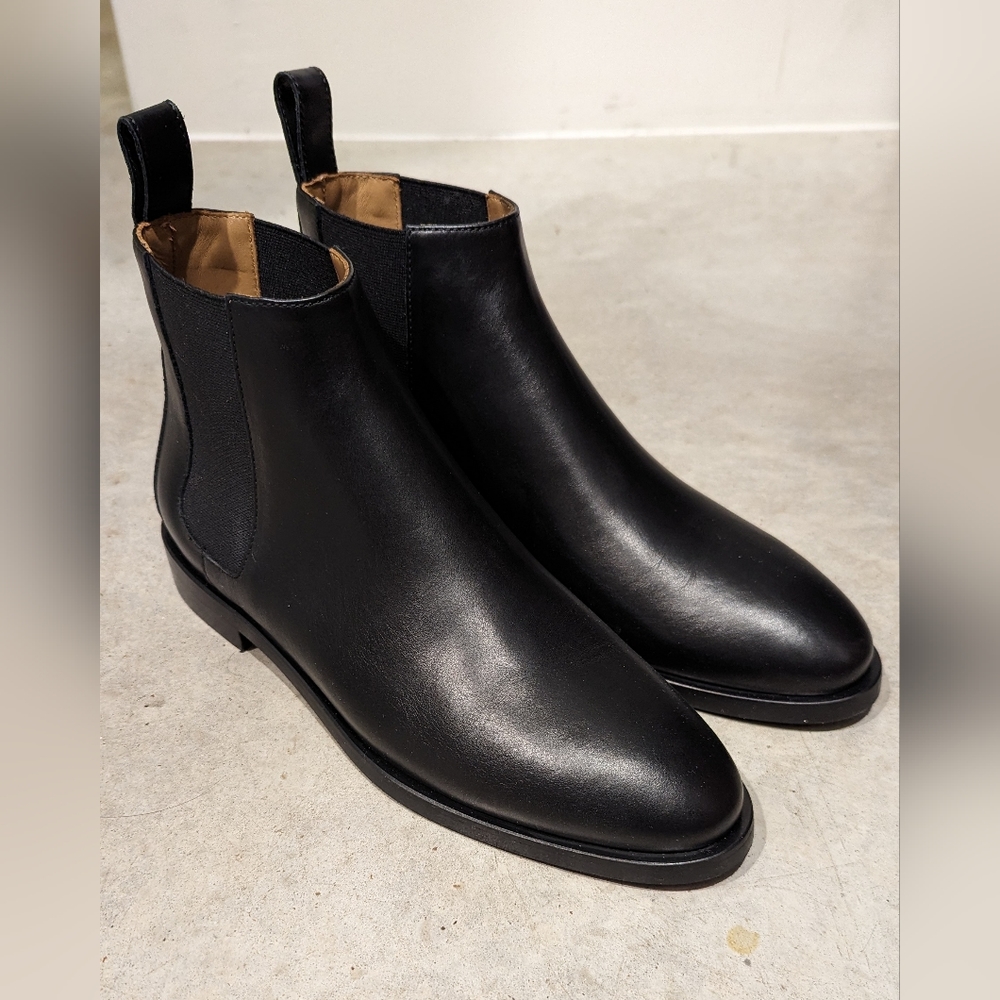 NWT Everlane the new modern chelsea boot 7.5 black
